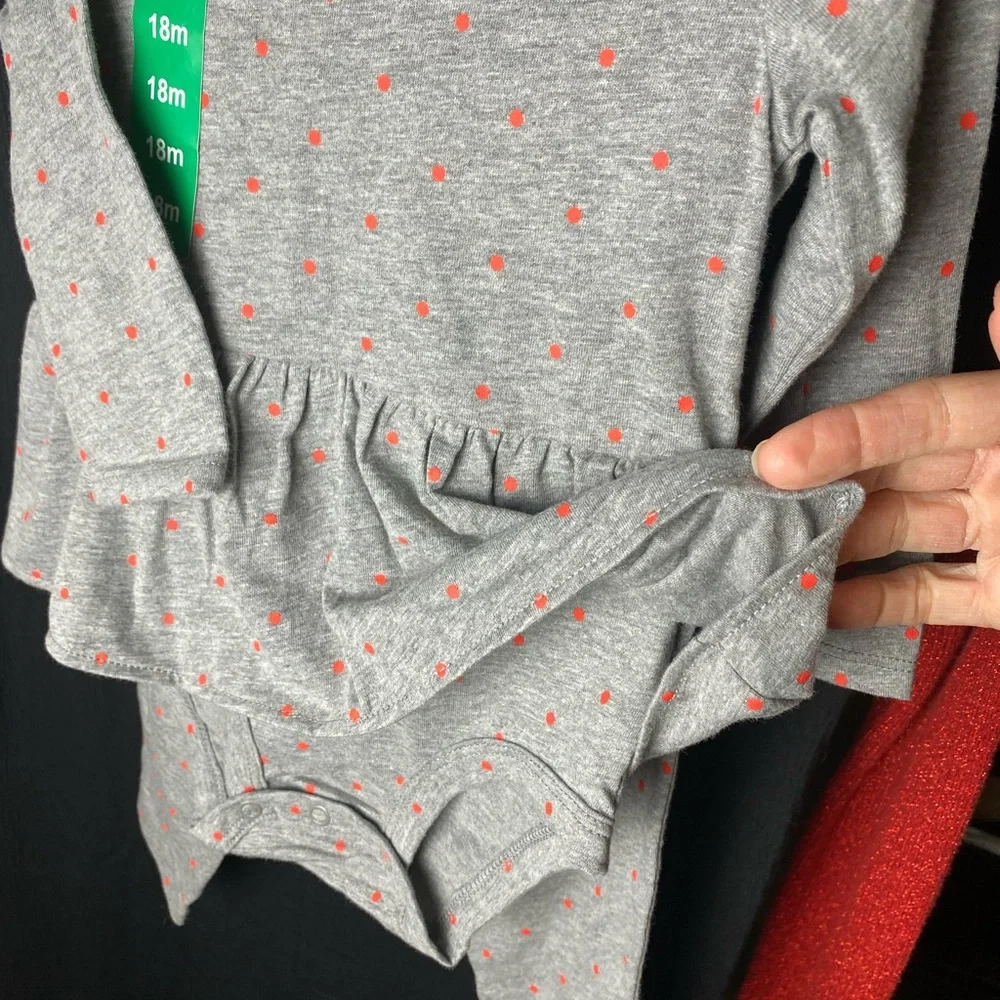 NWT Grey Polka dot peplum onesie with matching leggings